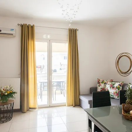 Mary Chania Апартаменти *