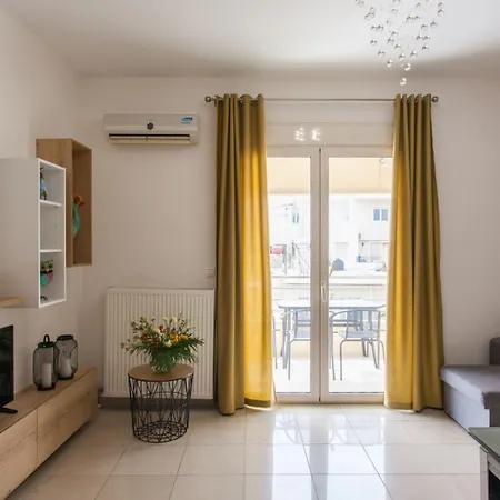 Mary Chania Апартаменти