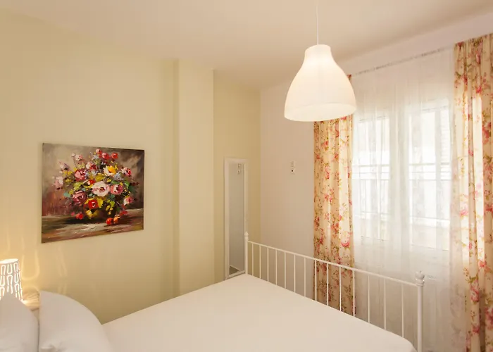 Mary Suites Chania Apartment